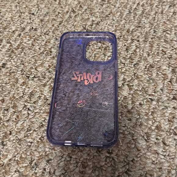 ✨NWT!✨ VELVET CAVIAR PURPLE SPARKLE BRATZ IPHONE 14 PRO MAX CASE - Picture 2 of 3